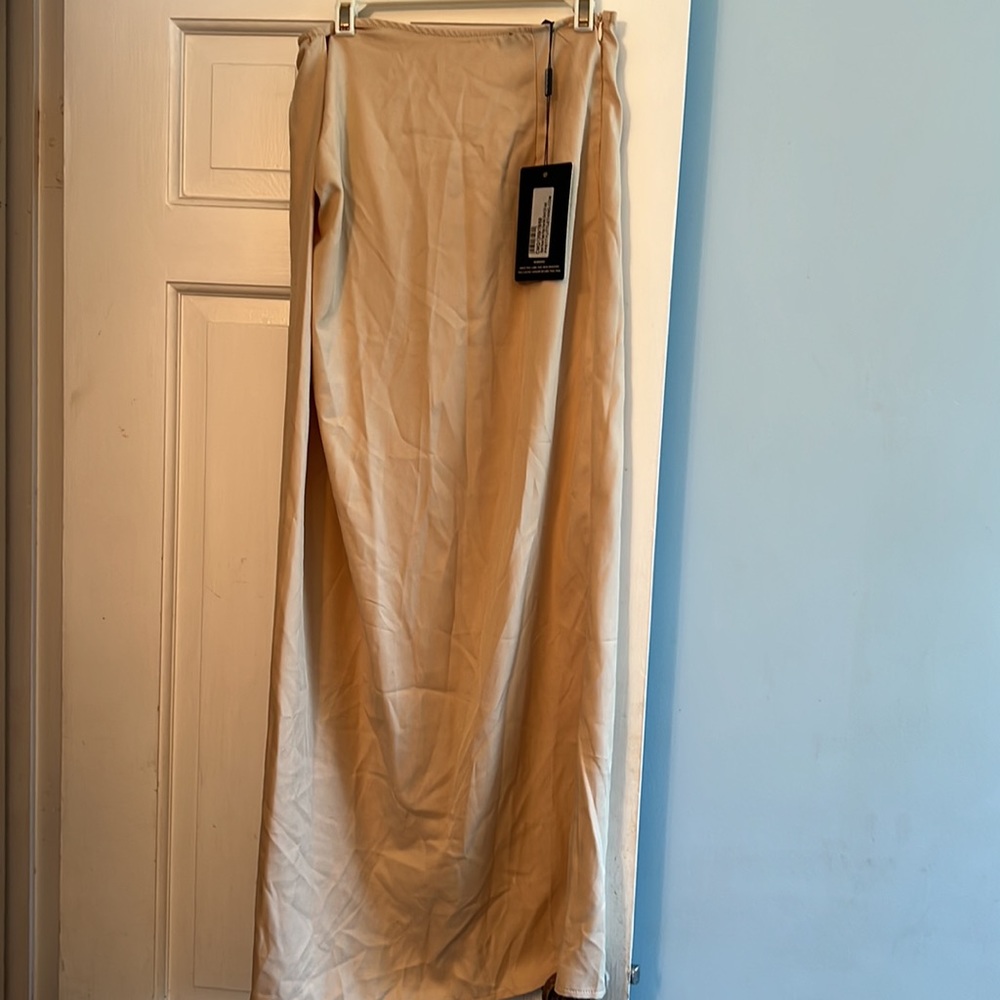 PrettyLittleThing Cream Midi Skirt